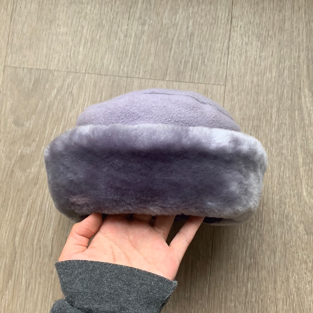 Y2K bimbo-core winter hat